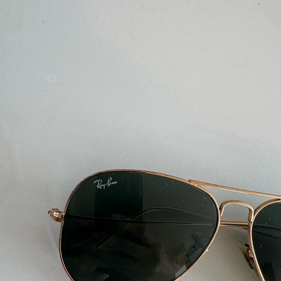 Ray Ban Aviators - Picture 4 of 4